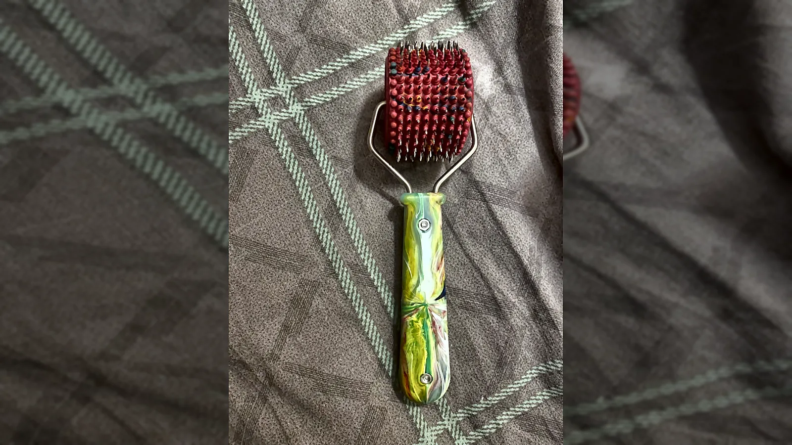 Массажный валик Ляпко на клетчатой ткани — игольчатый аппликатор, фото покупателя
